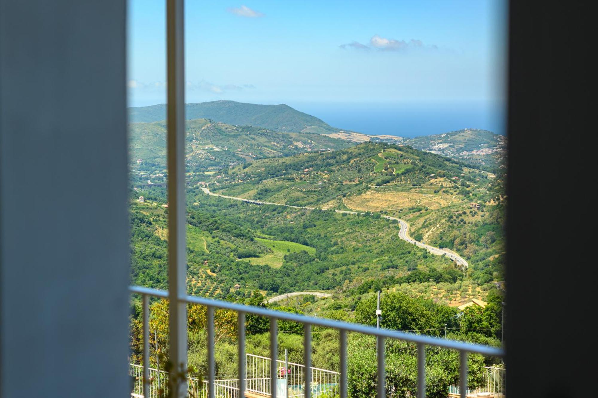 Palazzo Gargano Hotel Prignano Cilento Exterior photo
